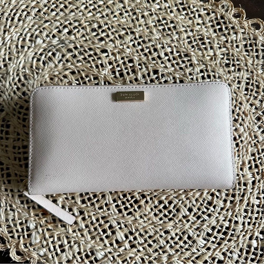 Kate Spade Light Pink Wallet